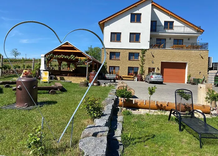 Gasthof Vinarstvi & Knapek